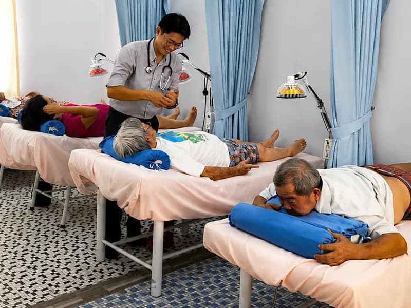 A free TCM medical session for a beneficiary